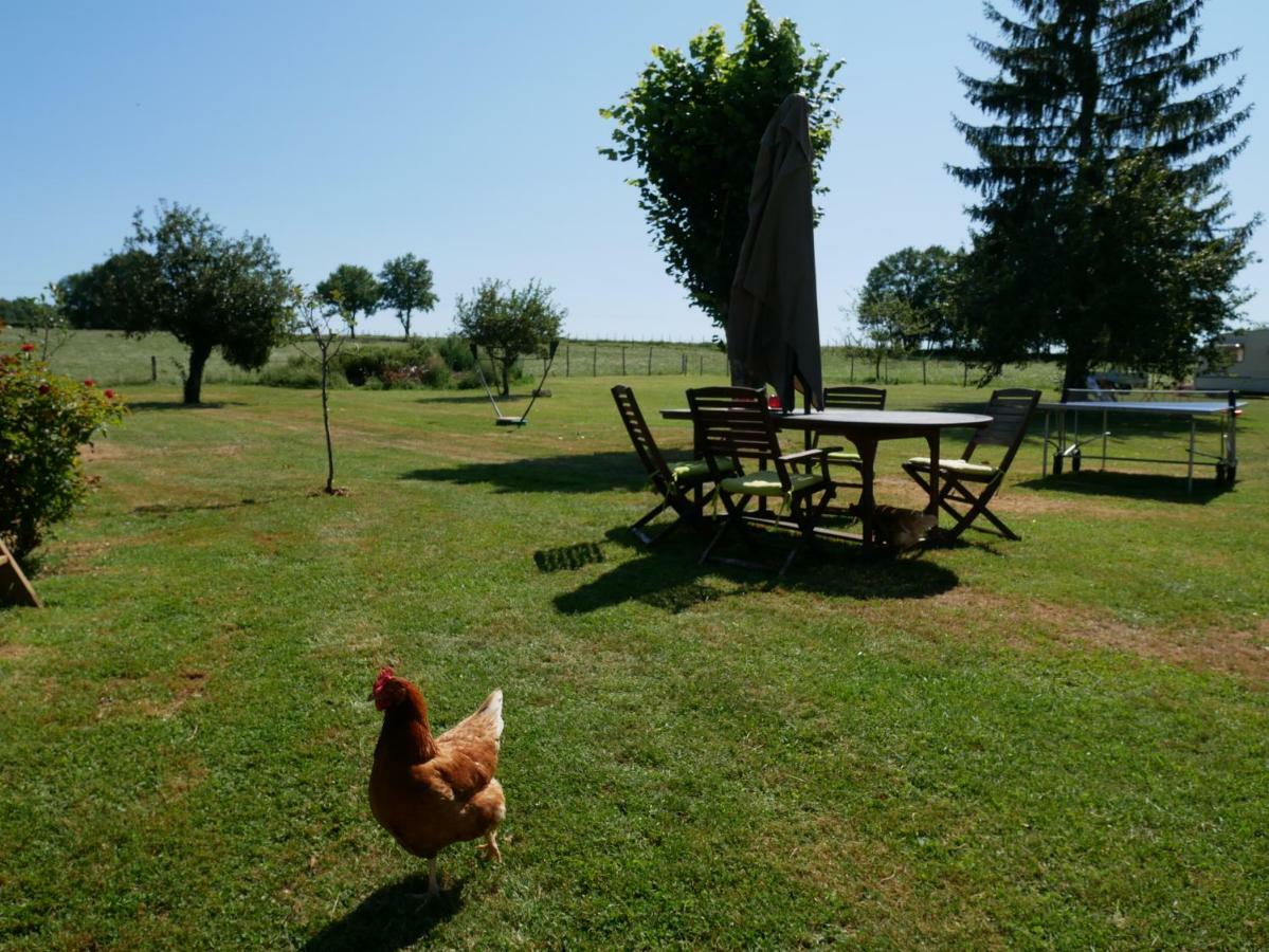Chez Daisy Villa Montbron Exterior foto